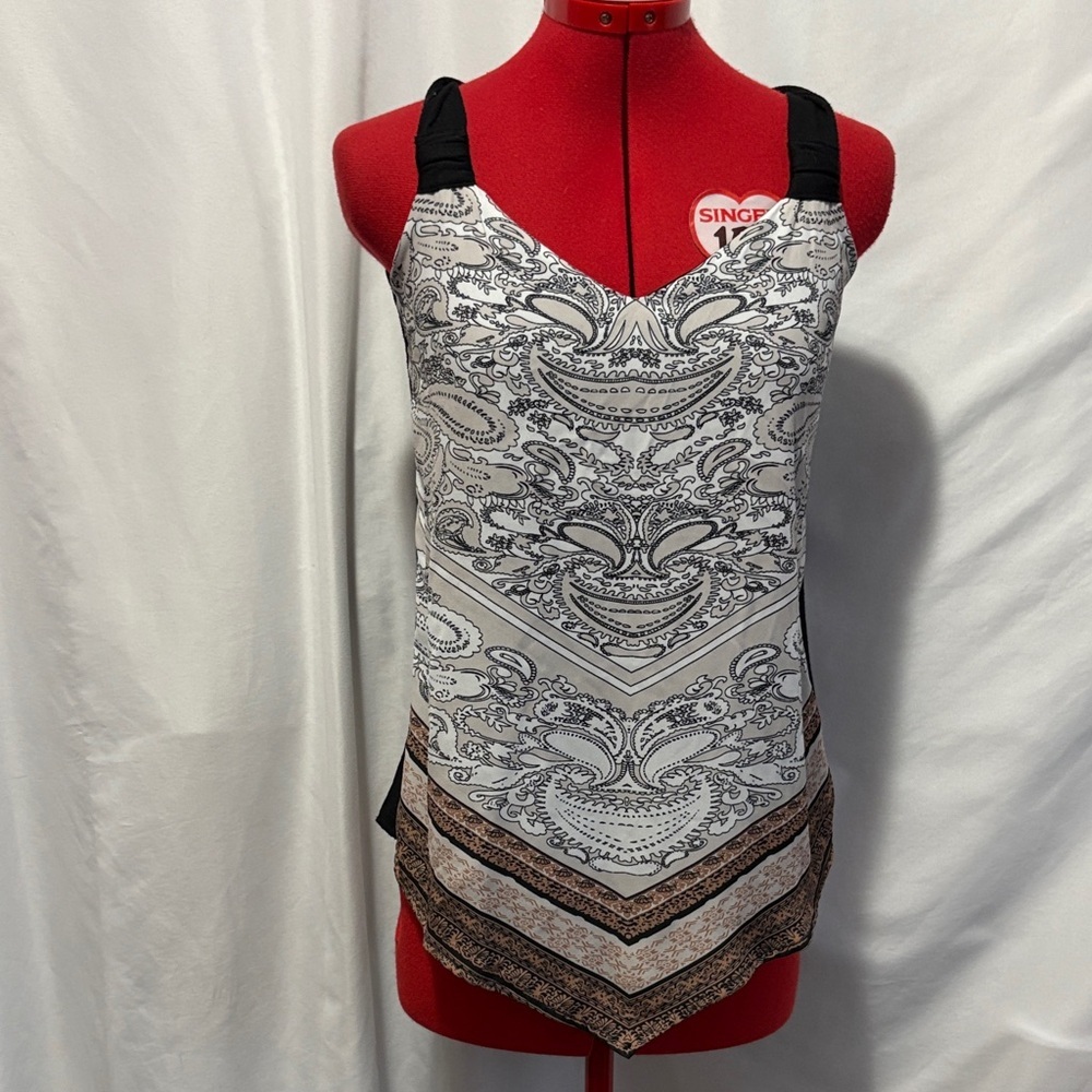 Women's Black and White Paisley Blouse XS52